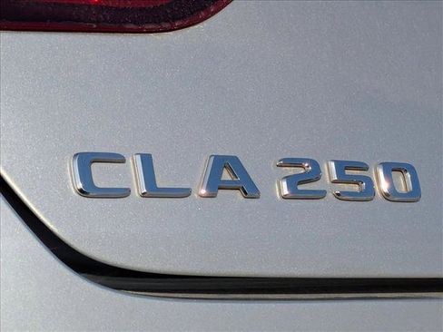 Used 2021 Mercedes-Benz CLA 250 CLA 250 w/ AMG Line image 8