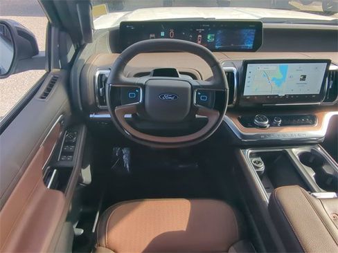 New 2025 Ford Expedition King Ranch image 17