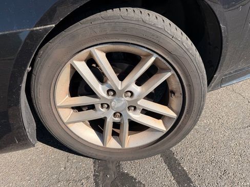 Used 2013 Chevrolet Impala LTZ FWD image 3