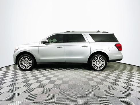 Used 2023 Ford Expedition Max Limited image 16
