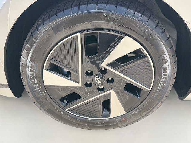 New 2026 Hyundai Ioniq 5 Limited RWD image 32