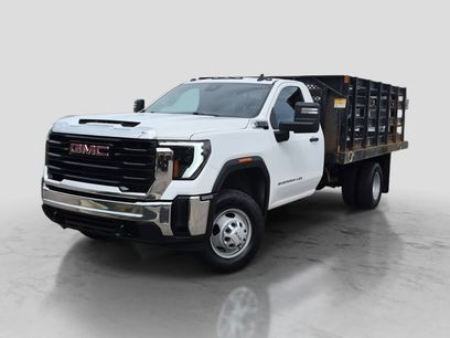 Used 2024 GMC Sierra 3500 Pro w/ Convenience Package