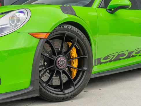 Used 2019 Porsche 911 GT3 RS RWD image 21