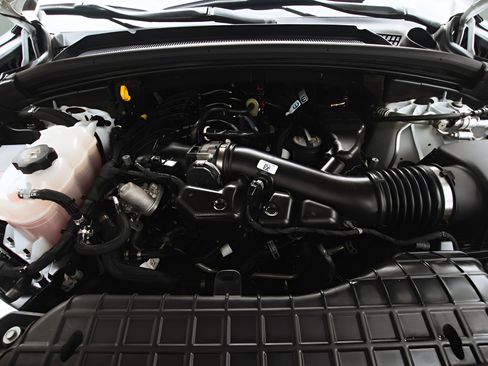 Used 2023 Jeep Grand Cherokee L Laredo image 48