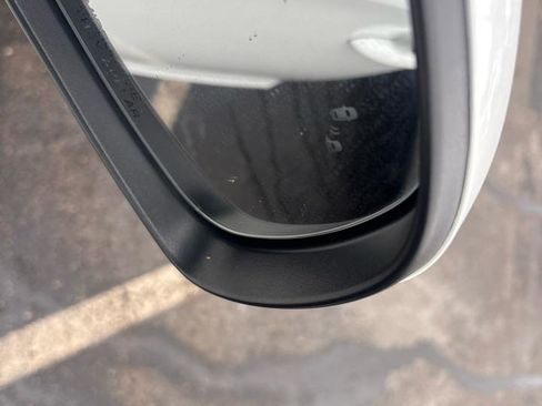 Used 2020 Kia Sedona EX image 39