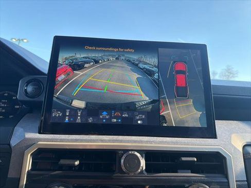 Certified 2025 Toyota Tacoma 4x4 Double Cab Hybrid image 29