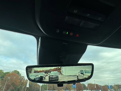 New 2026 Chevrolet Traverse LT w/ Sun and Wheel Package image 31