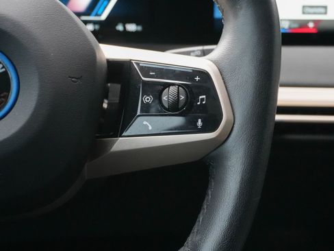 Used 2023 BMW iX xDrive50 w/ Sport Package image 20