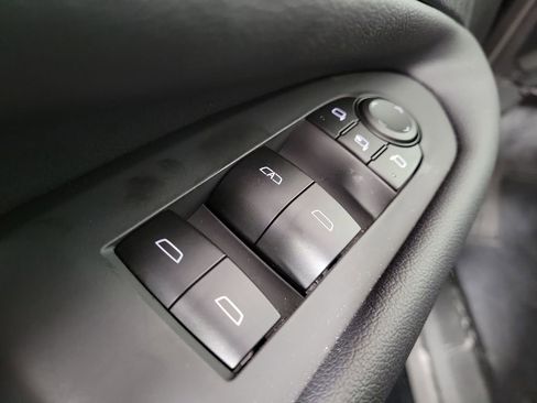 Used 2025 Chevrolet Blazer EV LT image 15