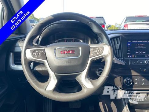 Used 2024 GMC Terrain SLE FWD image 20