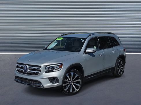Used 2022 Mercedes-Benz GLB 250 image 1