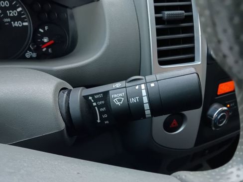 Used 2020 Nissan Frontier SV w/ Midnight Edition Floor Mats image 5