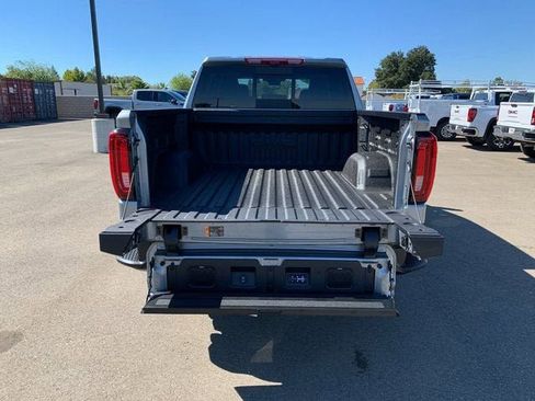 New 2026 GMC Sierra 1500 AT4X image 8