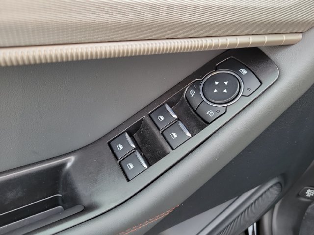 Used 2026 Ford Explorer Active RWD image 14