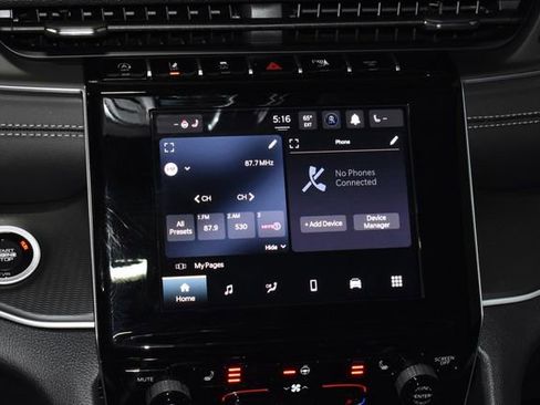 New 2025 Jeep Grand Cherokee Altitude w/ Trailer Tow Package image 16