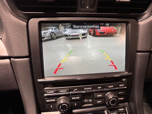 Used 2014 Porsche 911 Carrera 4S image 16