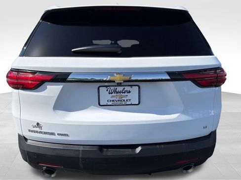 Used 2022 Chevrolet Traverse LT AWD/4WD image 4