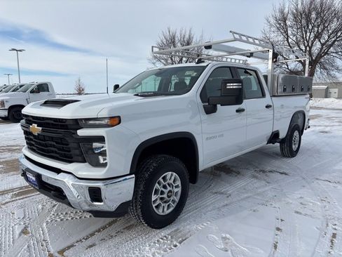 Used 2025 Chevrolet Silverado 2500 W/T w/ WT/CX Safety Package image 5