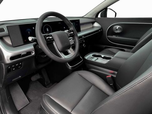 New 2026 Hyundai Ioniq 9 SEL AWD/4WD image 14