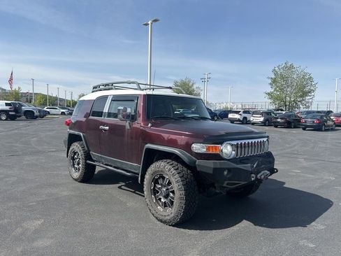 Used 2007 Toyota FJ Cruiser 4WD image 2