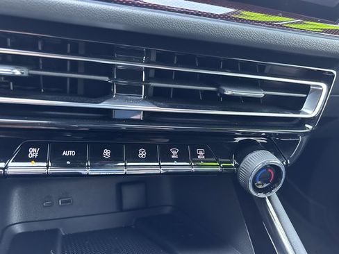 Used 2026 Chevrolet Traverse RS w/ LPO, Floor Liner Package image 42