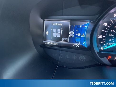 Used 2022 Ford Edge Titanium w/ Class II Trailer Tow Package image 29