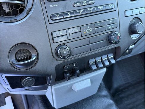 Used 2015 Ford F350 XL w/ Power Equipment Group image 11