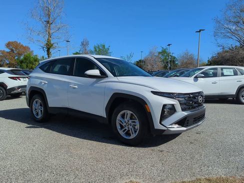 New 2026 Hyundai Tucson SE FWD image 9