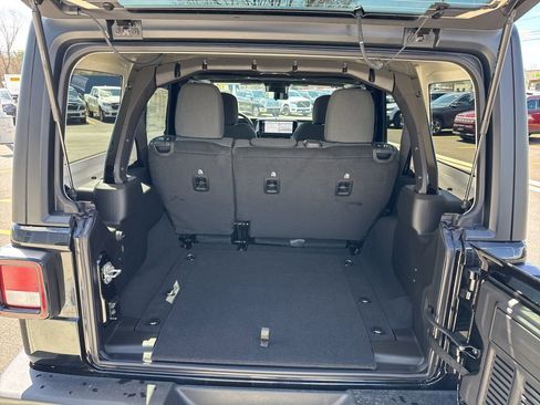 New 2025 Jeep Wrangler Sport S image 12