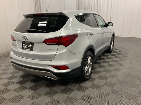 Used 2017 Hyundai Santa Fe Sport image 3