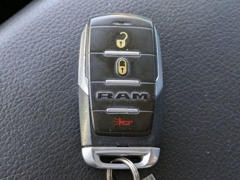 Used 2019 RAM 1500 Big Horn image 23