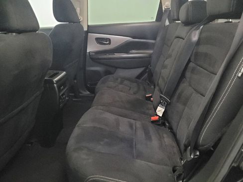 Used 2021 Nissan Murano SV image 18