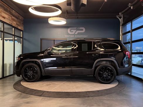 Used 2023 GMC Acadia SLE w/ Elevation Edition AWD/4WD image 6
