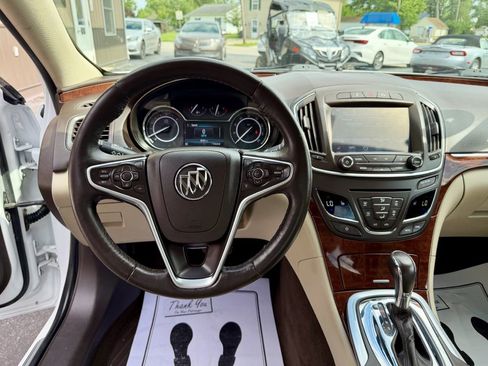 Used 2016 Buick Regal Premium FWD image 9