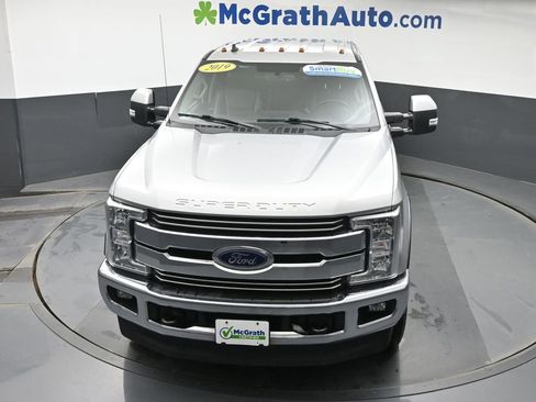 Used 2019 Ford F350 Lariat image 23