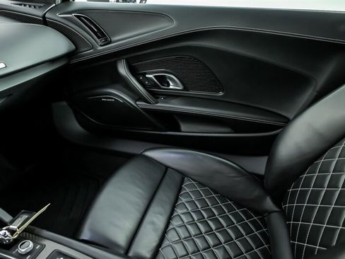 Used 2017 Audi R8 V10 plus AWD/4WD image 40