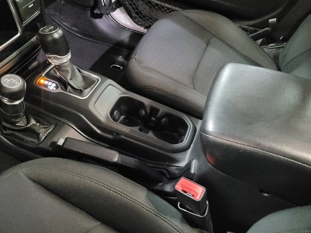 Used 2021 Jeep Wrangler Unlimited Sport AWD/4WD image 26
