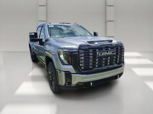 New 2026 GMC Sierra 2500 Denali Ultimate AWD/4WD image 3