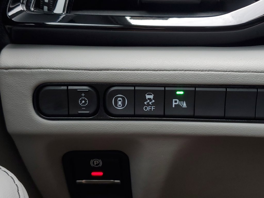 Certified 2023 Acura MDX w/ Technology Package FWD image 31