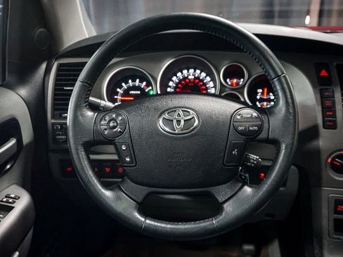 Used 2010 Toyota Sequoia Limited AWD/4WD image 67