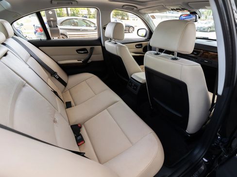 Used 2011 BMW 328i Sedan image 25