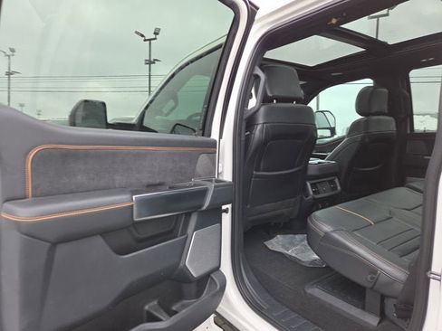 Used 2024 Ford F350 Platinum w/ Tremor Off-Road Package image 11