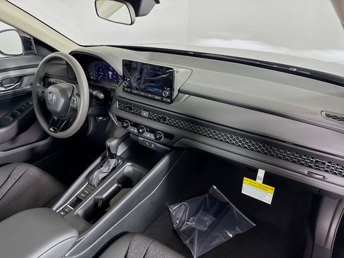 New 2025 Honda Accord LX image 33