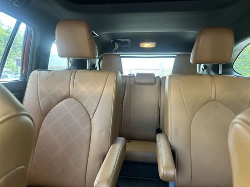Used 2021 Toyota Highlander Platinum AWD/4WD image 28