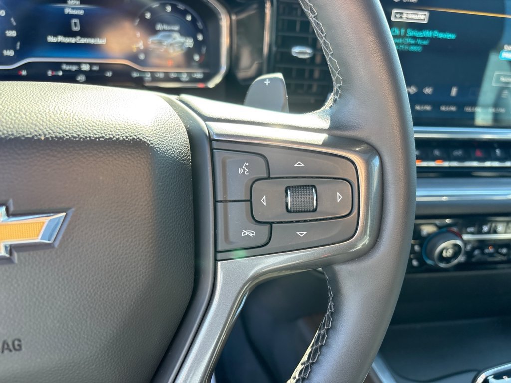 Used 2023 Chevrolet Silverado 1500 High Country w/ High Country Premium Package AWD/4WD image 32