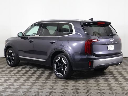 Used 2025 Kia Telluride S FWD image 10