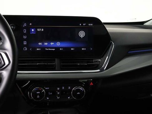 Used 2025 Chevrolet Trax LT w/ Driver Confidence Package FWD image 31