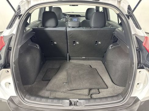 Used 2019 Nissan Kicks S FWD image 33