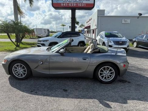 Used 2004 BMW Z4 2.5i RWD image 14