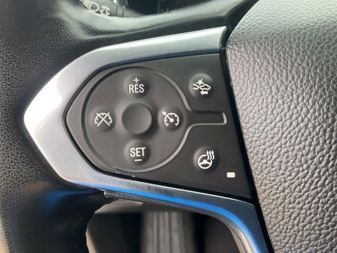 Used 2023 Chevrolet Traverse LT FWD image 10